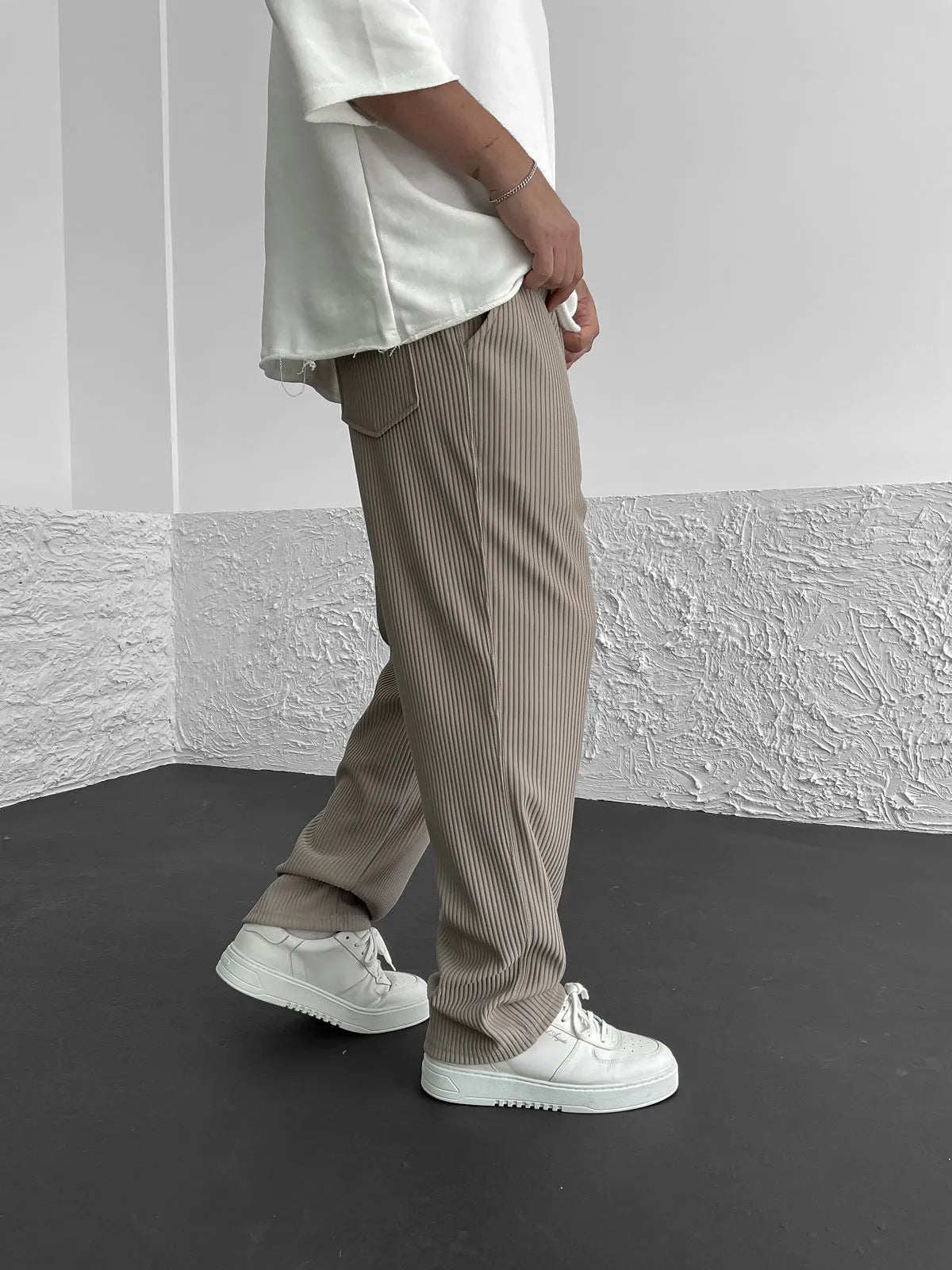 Banks™ - Modern Ribbed Trousers