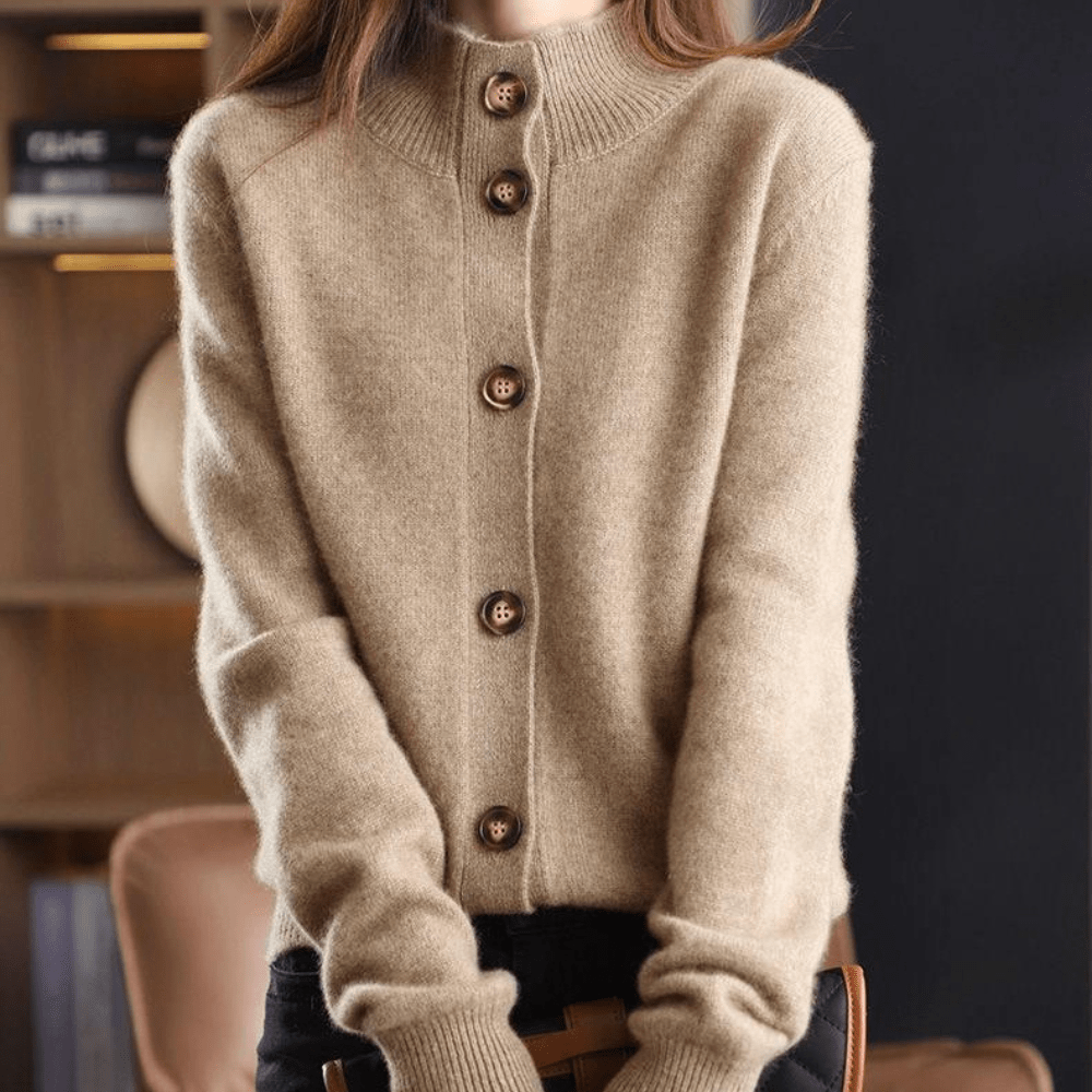 Amelia™ - Classic Comfort Cardigan